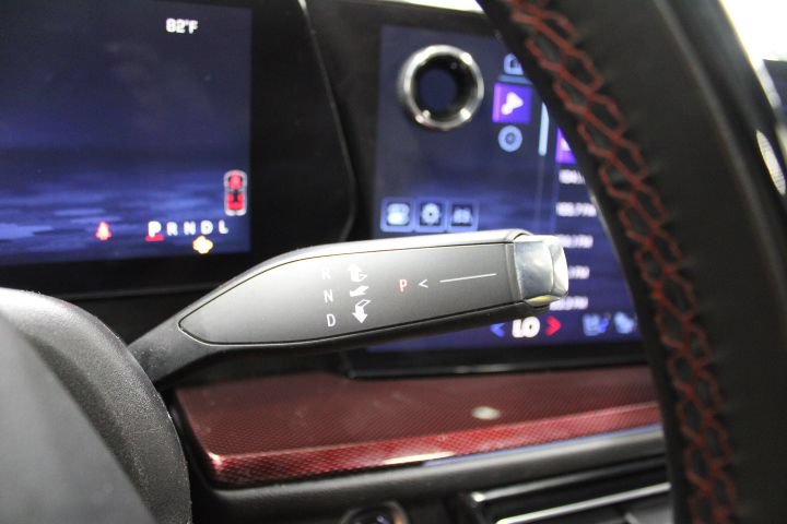 Used 2025 Chevrolet Traverse RS AWD/4WD image 44