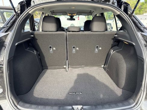 Used 2024 Nissan Kicks S image 31