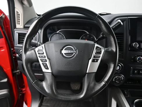 Used 2024 Nissan Titan SV w/ SV Convenience Package AWD/4WD image 17
