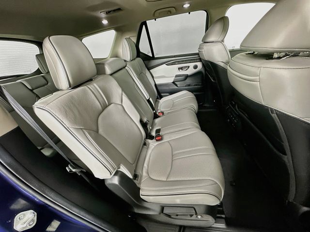 Certified 2025 Honda Pilot Elite image 9