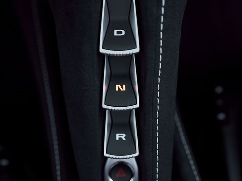 Used 2026 McLaren 750S Spider image 64