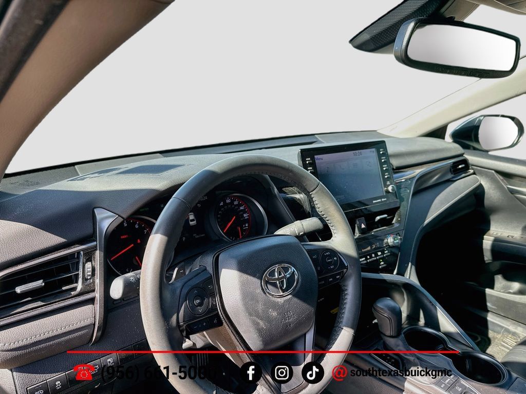 Used 2024 Toyota Camry XSE FWD image 12
