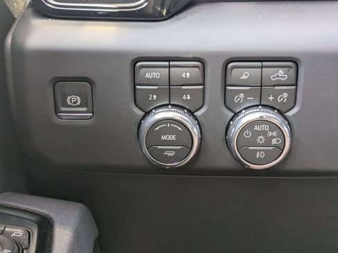 New 2026 GMC Sierra 1500 AT4 w/ AT4 Premium Package AWD/4WD image 27