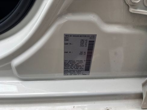 Used 2025 Nissan Altima 2.5 SV FWD image 29