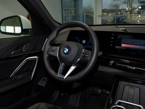 Used 2026 BMW X1 xDrive28i w/ Convenience Package AWD/4WD image 38