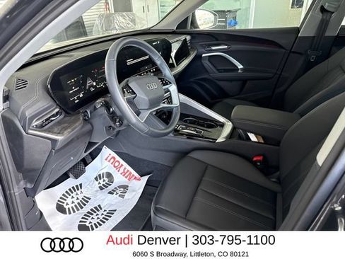 Used 2025 Audi Q5 Premium w/ Convenience Package AWD/4WD image 9