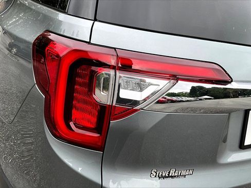 Certified 2023 GMC Acadia SLE w/ Driver Convenience Package image 21