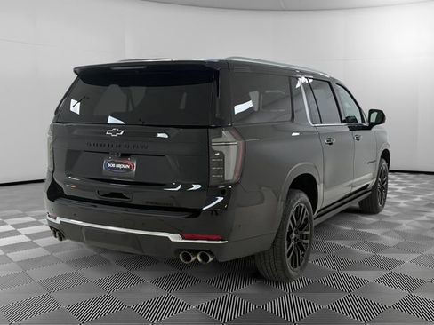 Certified 2025 Chevrolet Suburban Premier AWD/4WD image 5