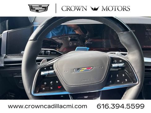 New 2026 Cadillac Escalade V w/ LPO, ONYX Package AWD/4WD image 14