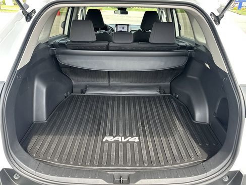 Certified 2024 Toyota RAV4 XLE AWD/4WD image 17