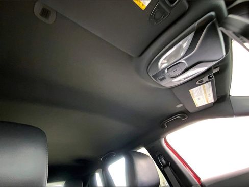 Used 2023 Jeep Compass Limited image 27