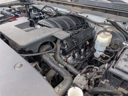 Used 2018 Chevrolet Silverado 1500 LT image 43