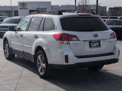 Used 2013 Subaru Outback 2.5i Limited image 7