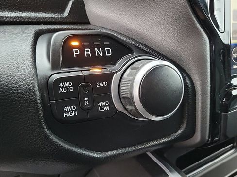 Used 2021 RAM 1500 Big Horn image 28