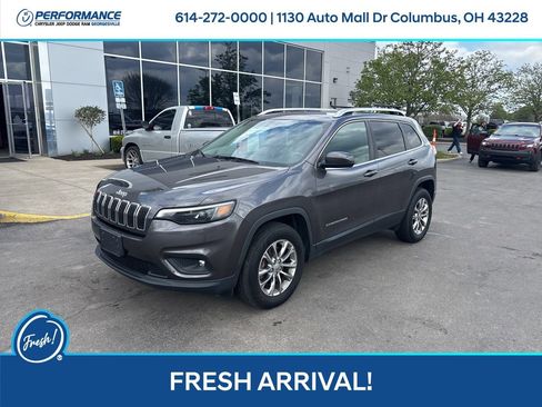 Used 2019 Jeep Cherokee Latitude Plus w/ Cold Weather Group image 8