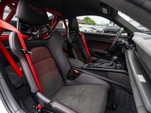 Used 2025 Porsche 911 GT3 RS RWD image 31