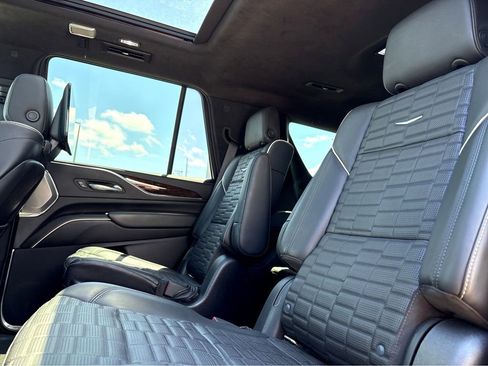 Used 2021 Cadillac Escalade Sport Platinum w/ LPO, ONYX Package RWD image 9