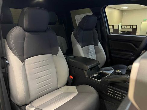 Used 2024 Toyota Tacoma TRD Off-Road image 14