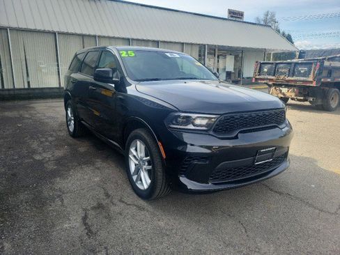 Used 2025 Dodge Durango GT AWD/4WD image 5