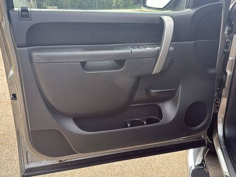 Used 2013 Chevrolet Silverado 1500 LT w/ All-Star Edition AWD/4WD image 9