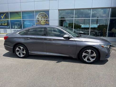 Used 2019 Honda Accord EX image 4