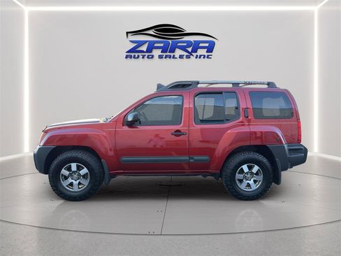 Used 2013 Nissan Xterra PRO-4X AWD/4WD image 4