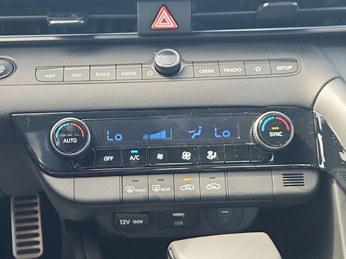 New 2026 Hyundai Elantra SEL FWD image 20