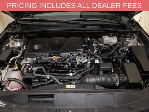 Used 2022 Toyota Camry XLE w/ Navigation Upgrade Package FWD image 19