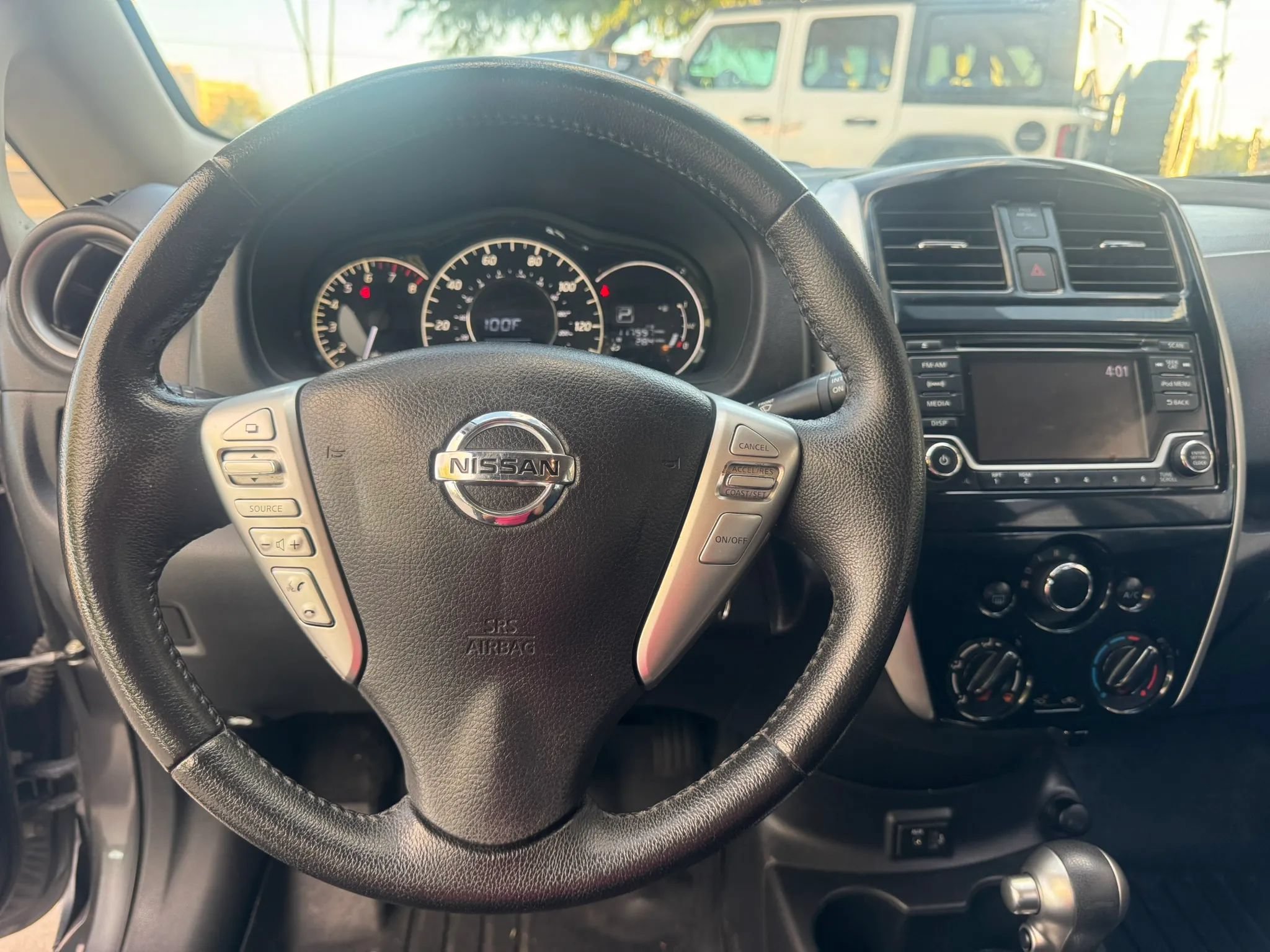 Used 2018 Nissan Versa Note SV FWD image 13