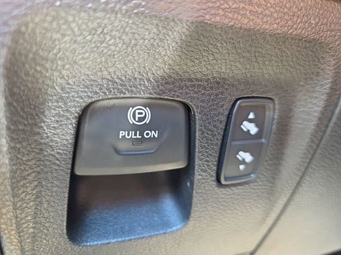 Used 2021 RAM 1500 Big Horn image 16