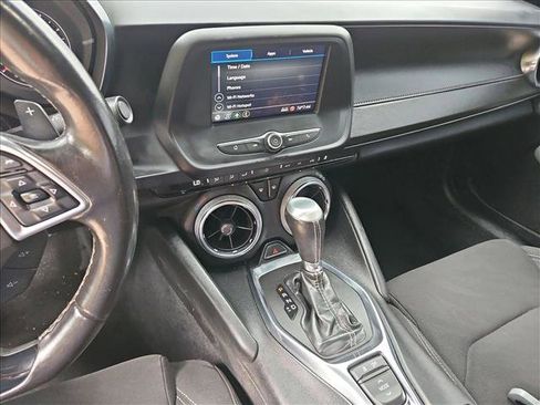 Used 2020 Chevrolet Camaro LT RWD image 2
