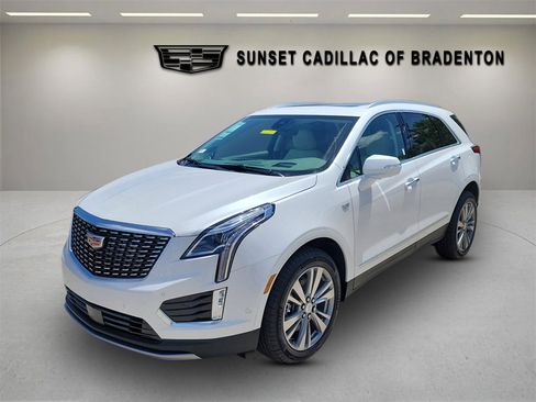 New 2026 Cadillac XT5 Premium Luxury w/ Driver Assist Package FWD image 8