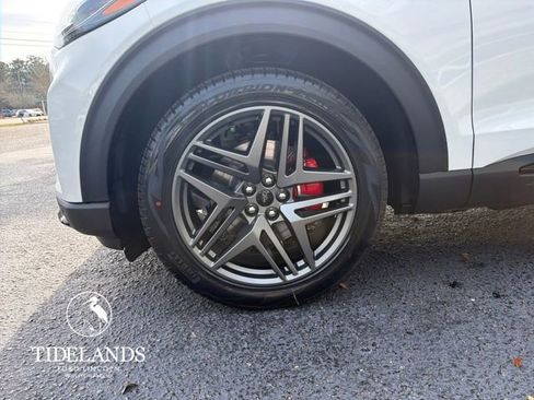 New 2026 Ford Explorer ST-Line w/ ST-Line Street Pack RWD image 29