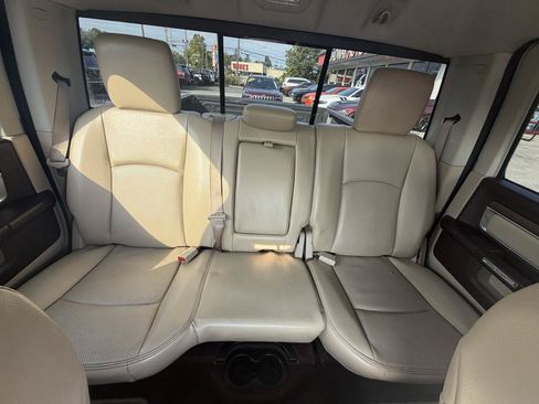 Used 2014 RAM 1500 Laramie w/ Convenience Group AWD/4WD image 17