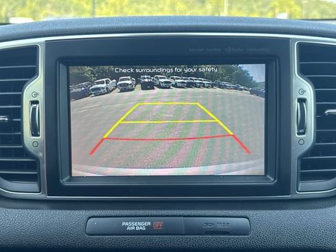 Used 2019 Kia Sportage EX w/ EX Technology Package FWD image 15