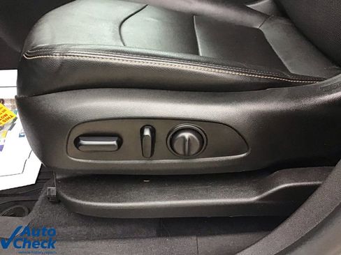 Used 2021 Chevrolet Equinox Premier w/ LPO, Floor Liner Package image 29