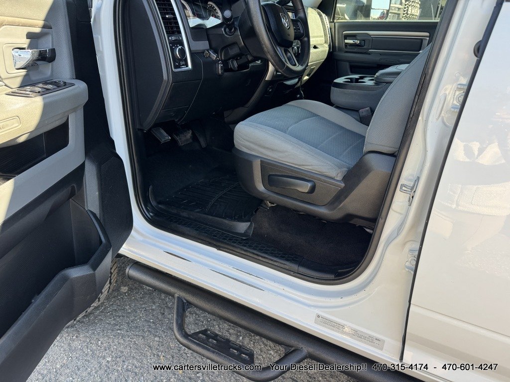 Used 2017 RAM 3500 SLT AWD/4WD image 17