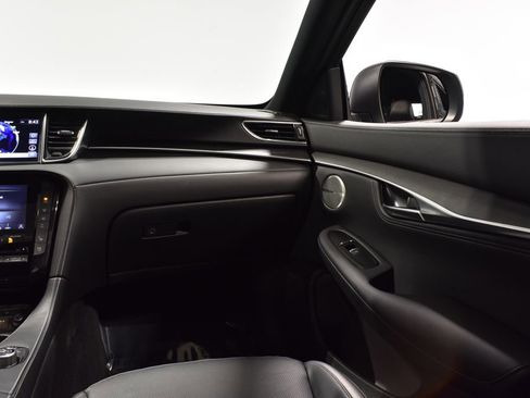 Certified 2025 INFINITI QX55 Essential w/ Accent Package image 17