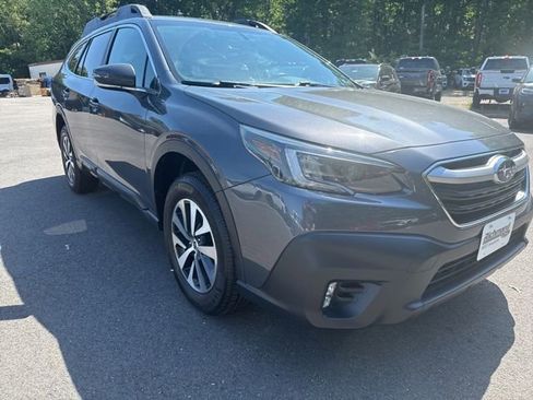 Used 2020 Subaru Outback Premium AWD/4WD image 7