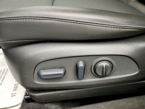 Used 2023 Buick Encore GX Select w/ Sport Touring Package AWD/4WD image 11