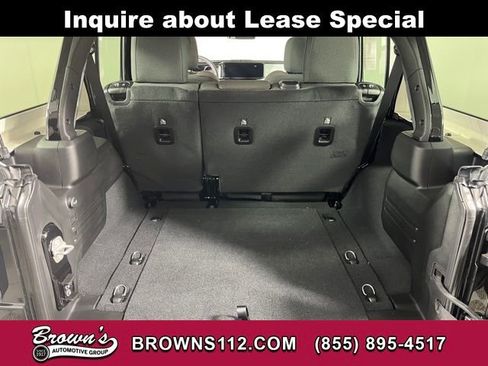 Used 2026 Jeep Wrangler Sport S image 42