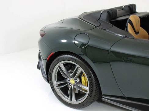 Used 2025 Ferrari Roma Spider RWD image 7