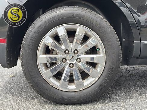 Used 2010 Lincoln MKX AWD image 9