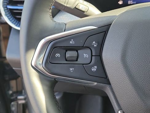 Certified 2025 Chevrolet Trax LT w/ Driver Confidence Package FWD image 26