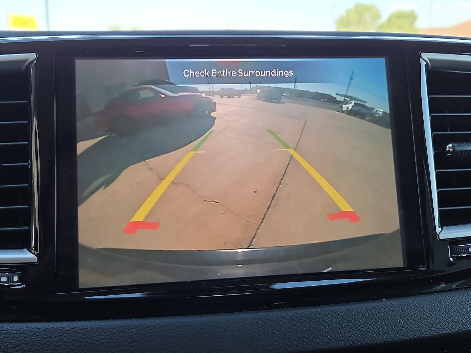 Used 2023 Chrysler Pacifica Touring-L FWD image 20