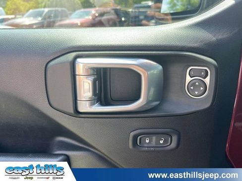 Used 2021 Jeep Wrangler Unlimited Sport AWD/4WD image 19