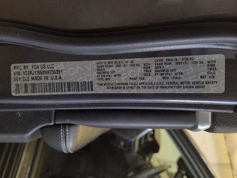 Used 2022 Jeep Grand Cherokee Limited 4xe image 33