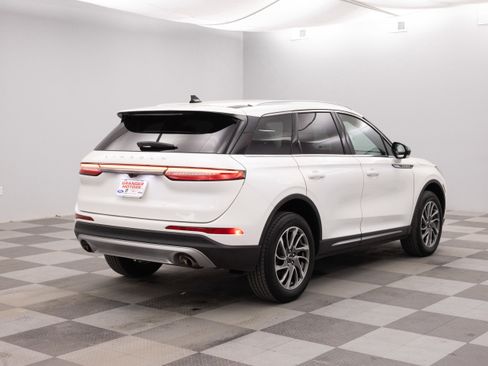 Used 2022 Lincoln Corsair AWD w/ Equipment Group 101A image 12