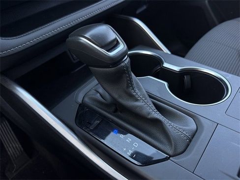 Used 2024 Toyota Highlander LE image 20