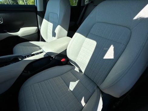 Used 2026 Honda HR-V LX image 21